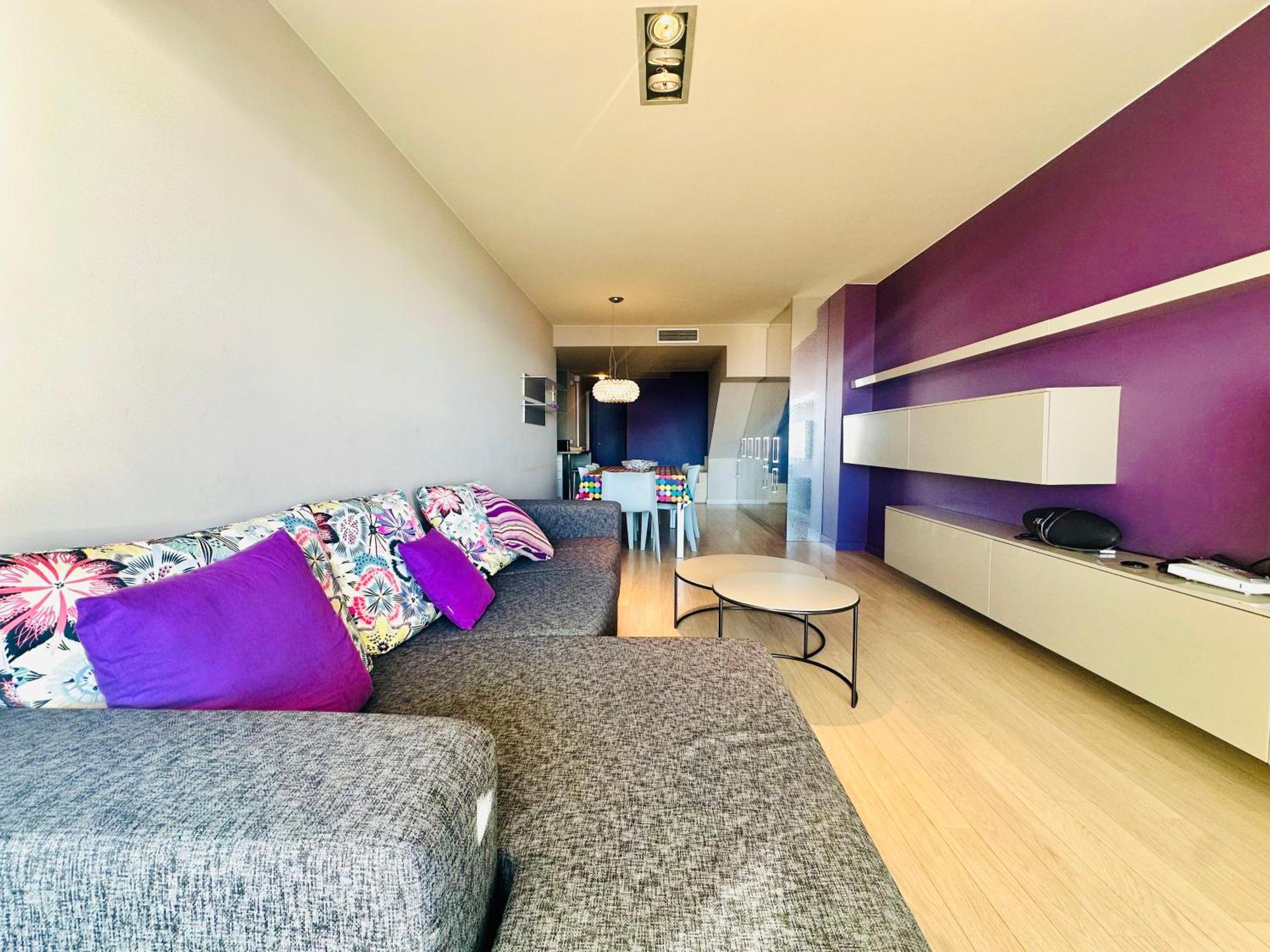 Global Immo 4082 Milleni Duplex Apartamento *